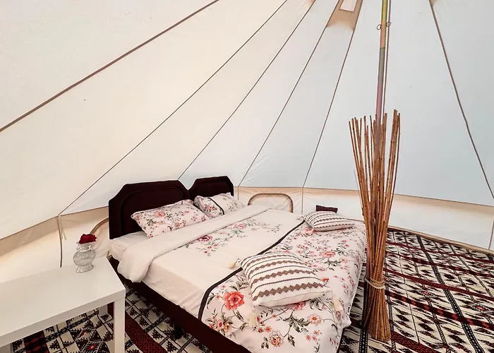 Starlight Privet Camp